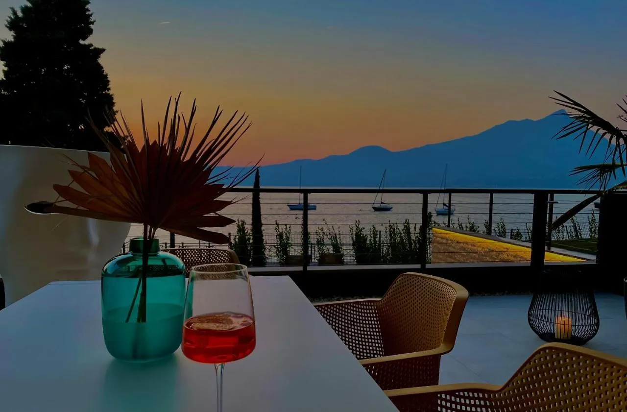 Il Sogno Al Lago Di Garda Torri Del Benaco
